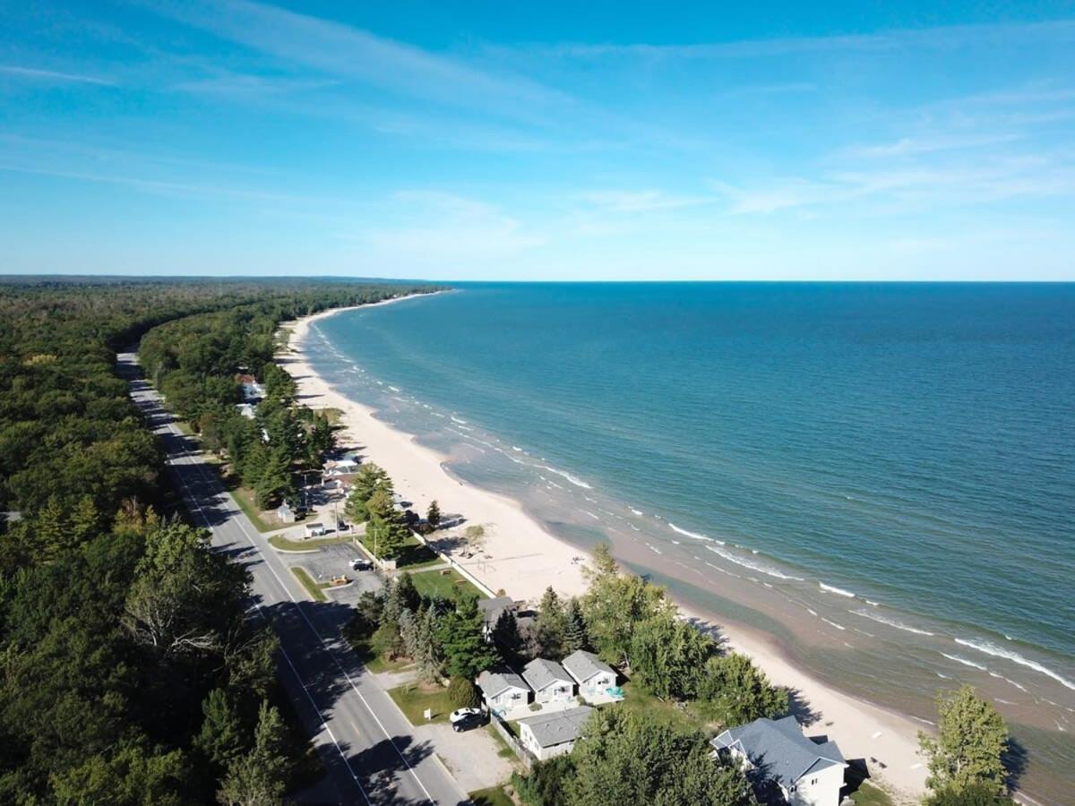 Beach Club Of Oscoda - The Lakeshore Cottage Exterior foto